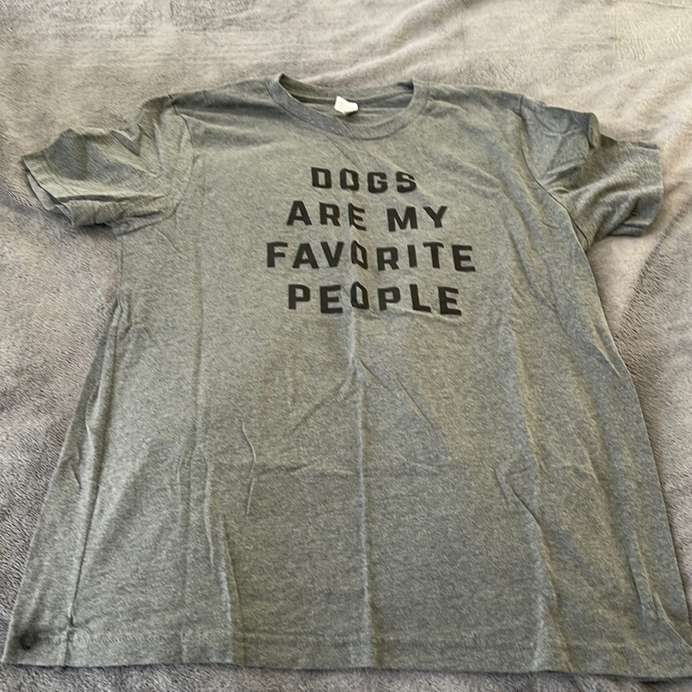 Bella Graphic Tee “Dogs Are Better Than People”